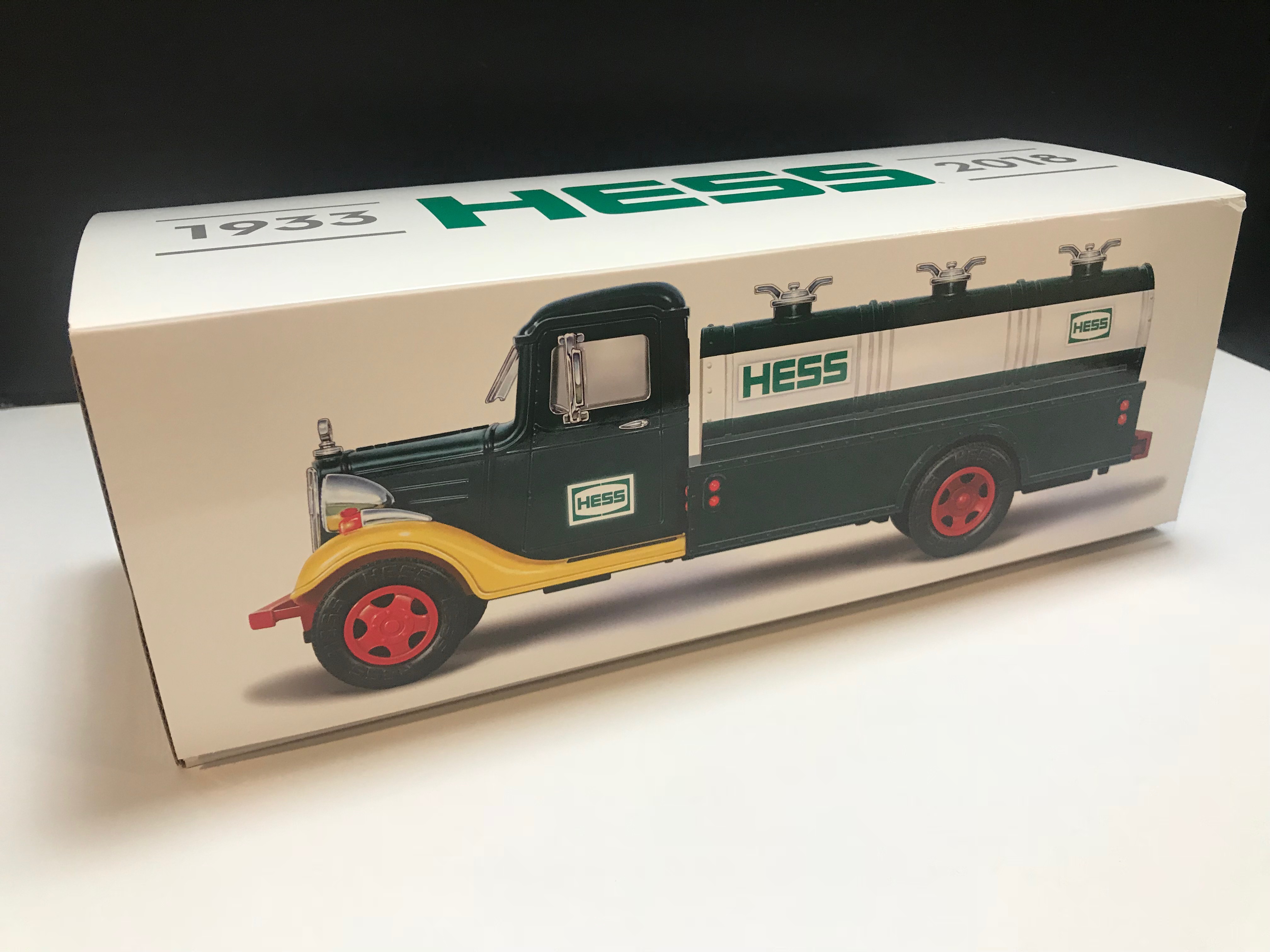 2000 miniature hess first truck