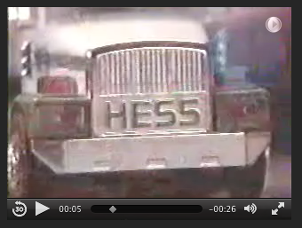 1987 Hess Truck 18 Wheeler Bank