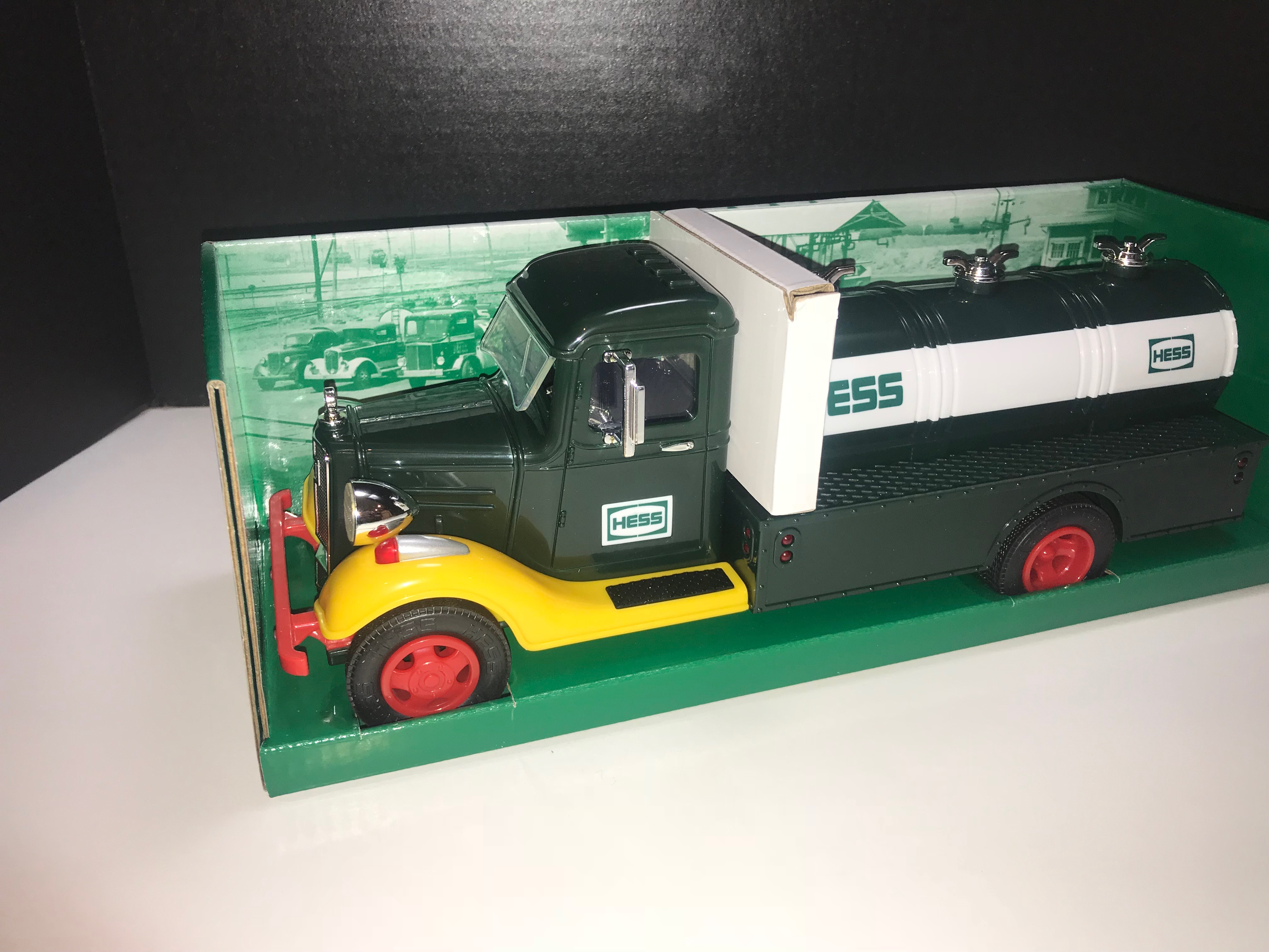 2018 hess truck collectors edition